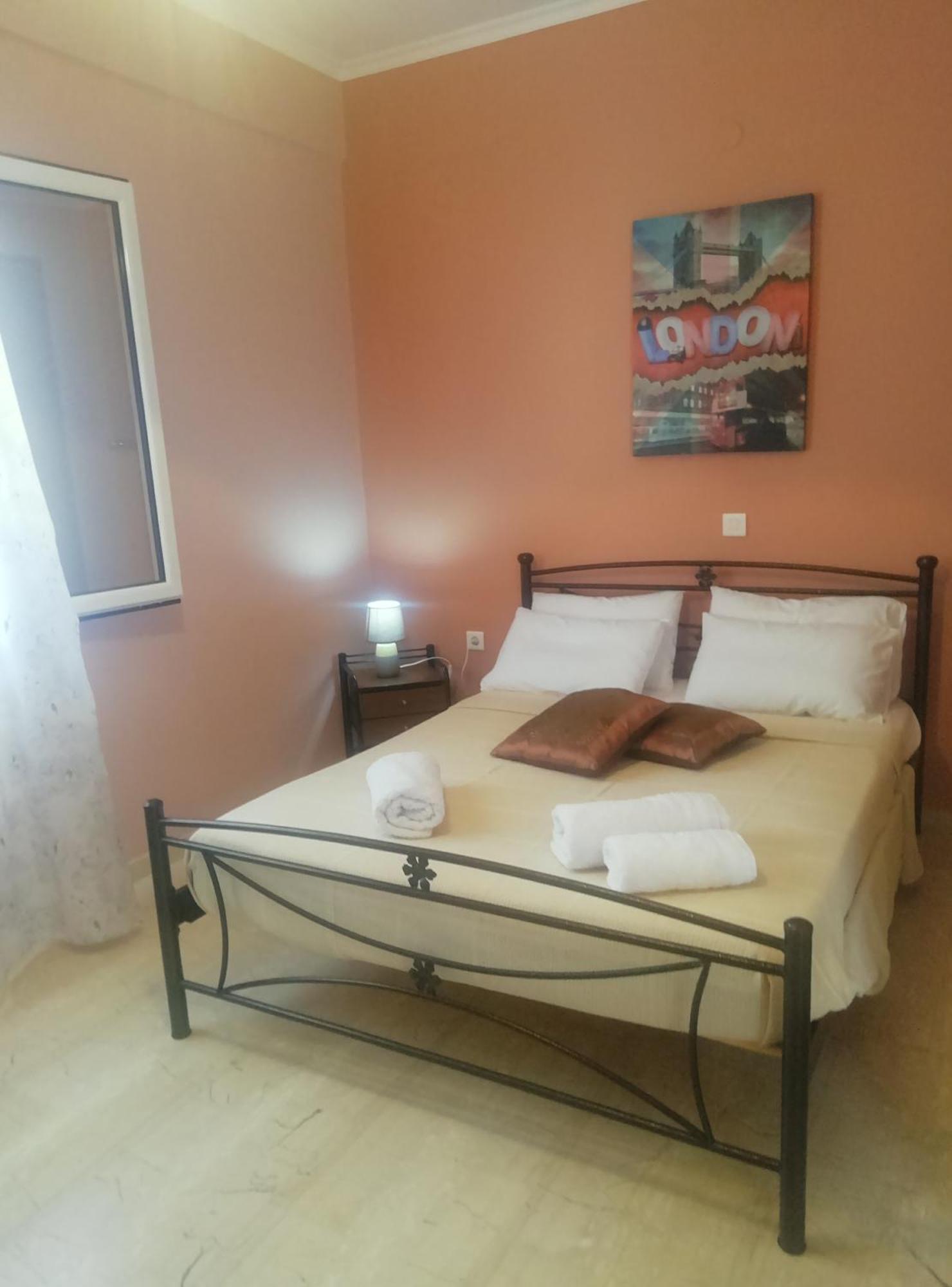 Maria'S Apartment Порос Екстер'єр фото